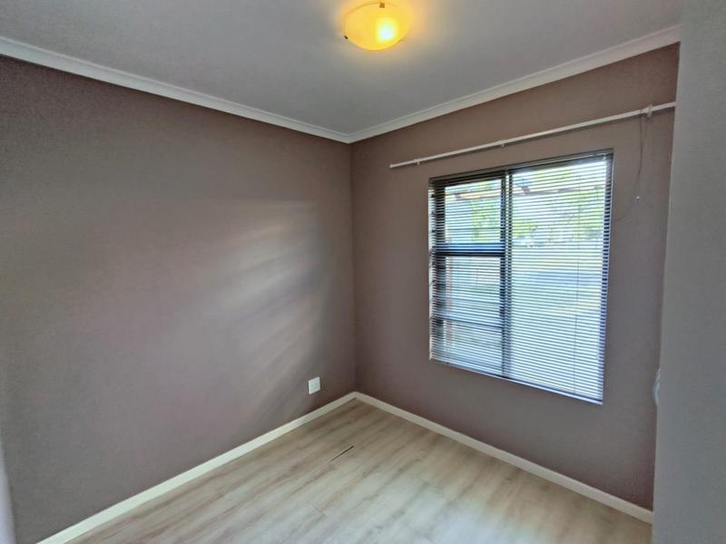 2 Bedroom Property for Sale in Highbury Western Cape
